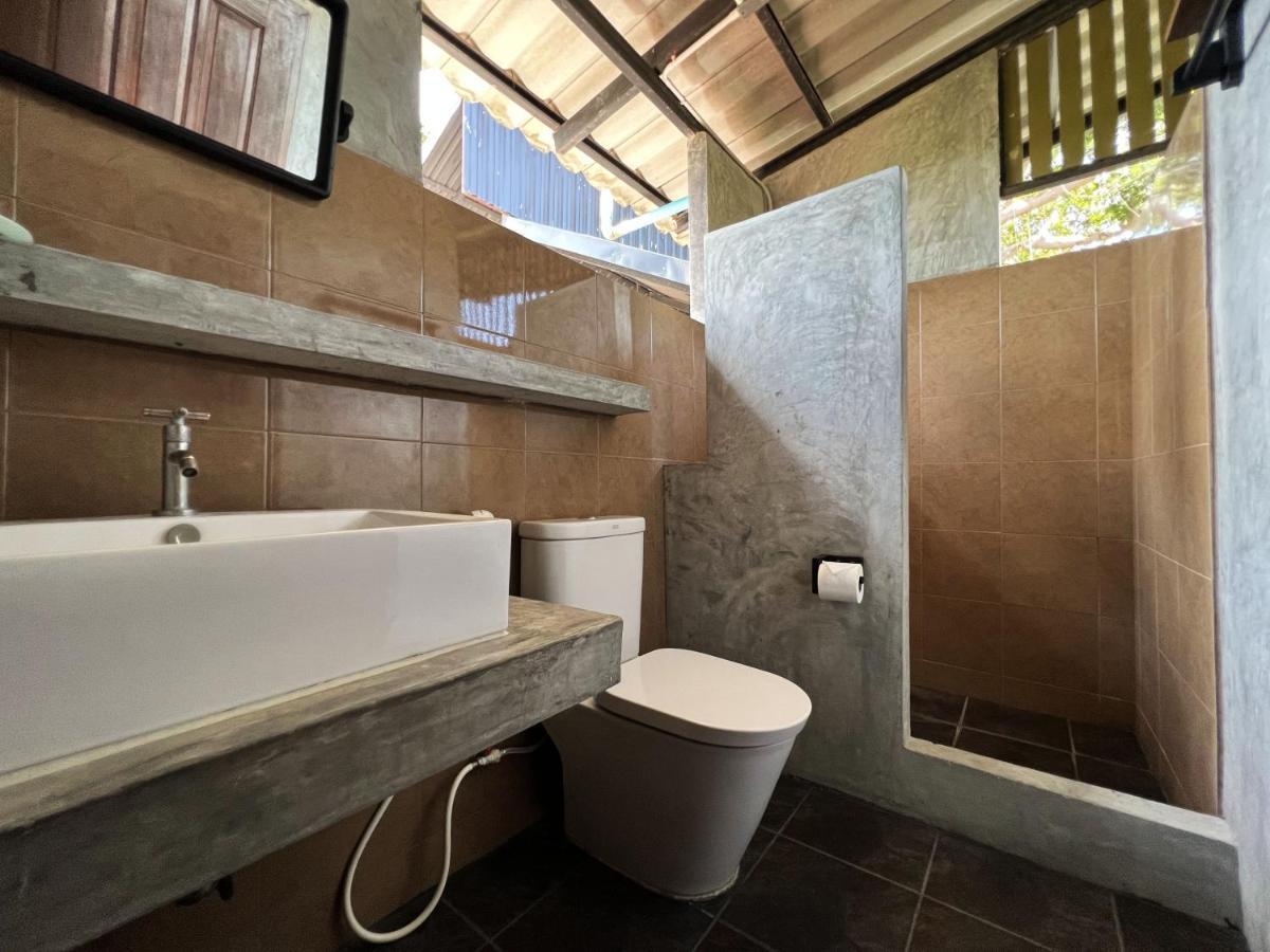 Aonang Third Place Hometel Ao Nang Kültér fotó
