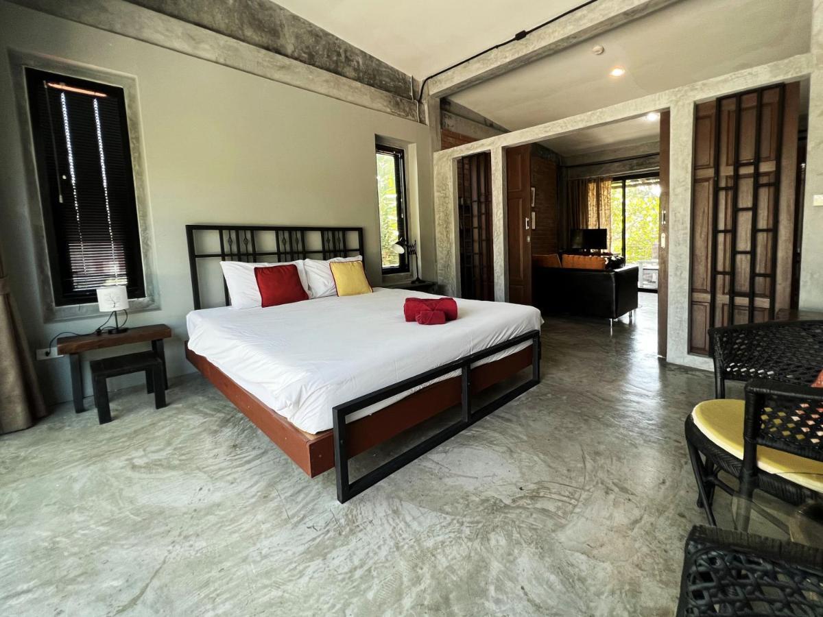 Aonang Third Place Hometel Ao Nang Kültér fotó