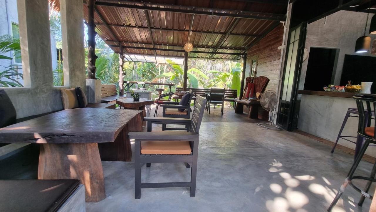 Aonang Third Place Hometel Ao Nang Kültér fotó